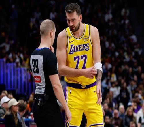 巴黎官方,對球員禁賽,及看臺關閉,万博manbetx体育平台,万博体育官网,万博体育app下载,ManBetX,SPORTS