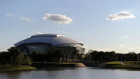 綠茵場侦探梦，兄弟情深球場間